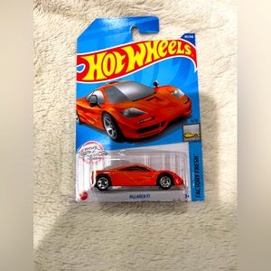 Brand New Hot Wheel McLAREN F1 unopened box